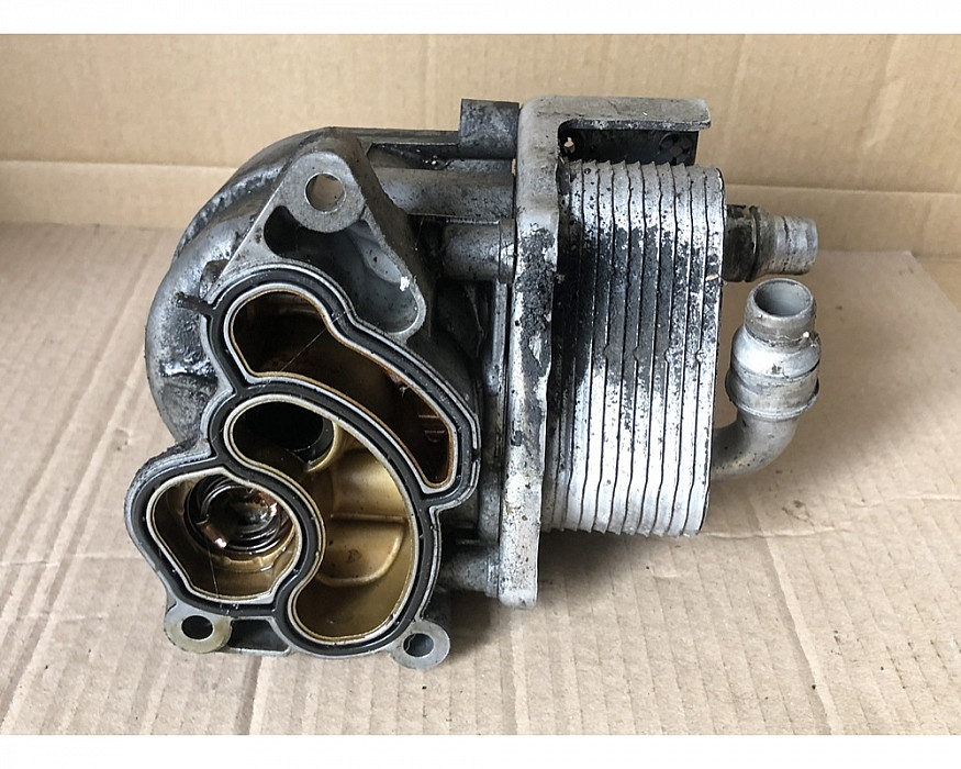 --3681-bmw-e46-n-es-olajszuro-haz-kompletten-13694*--3681-bmw-e46-n-es-olajszuro-haz-kompletten-13693*